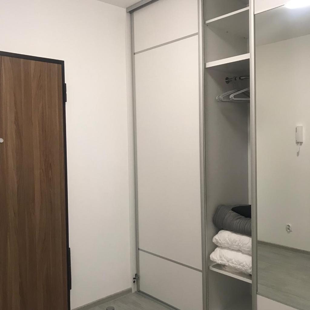 Apartament Barcelona Краков Экстерьер фото